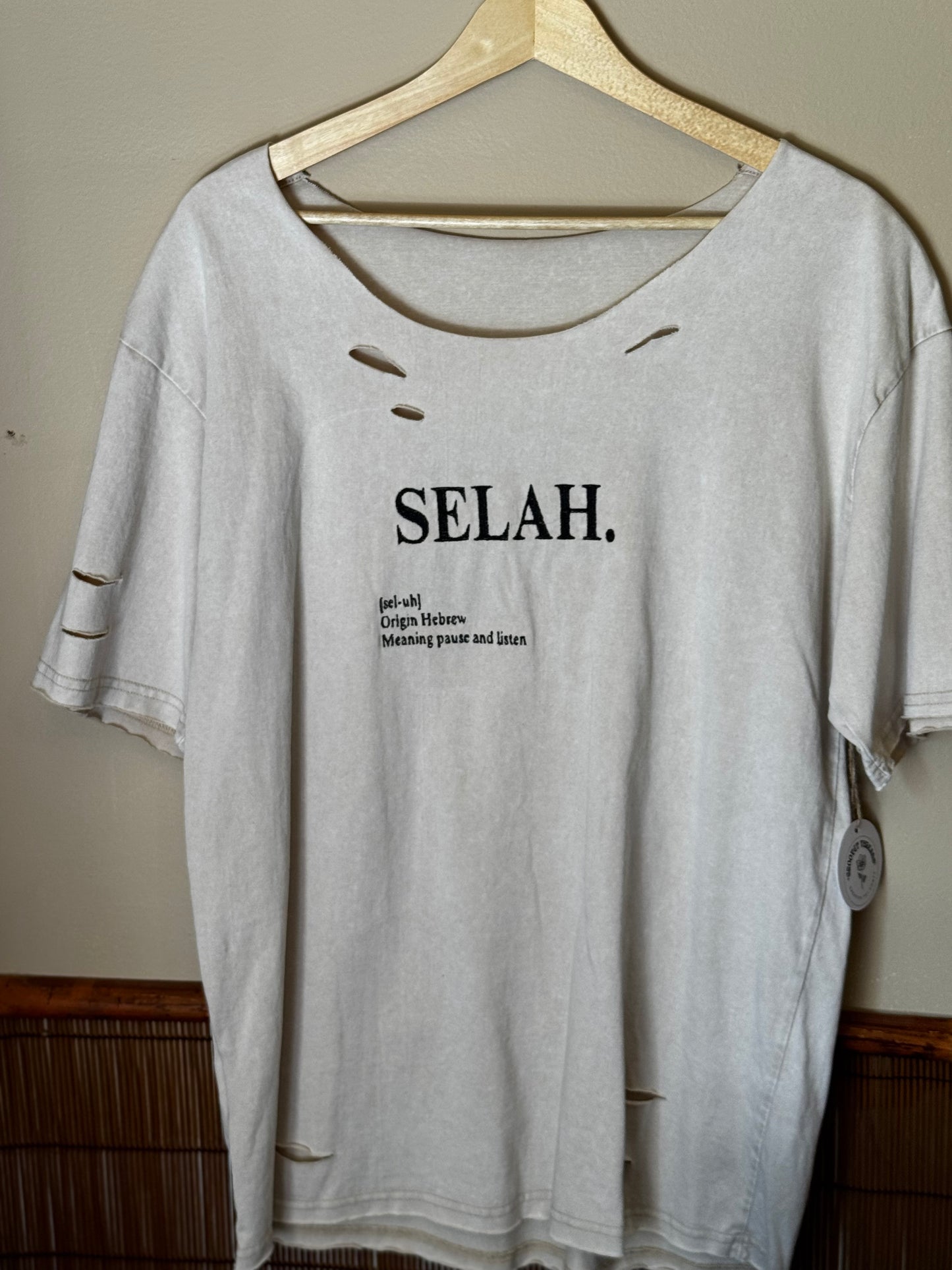Selah Moments Distressed T-shirt