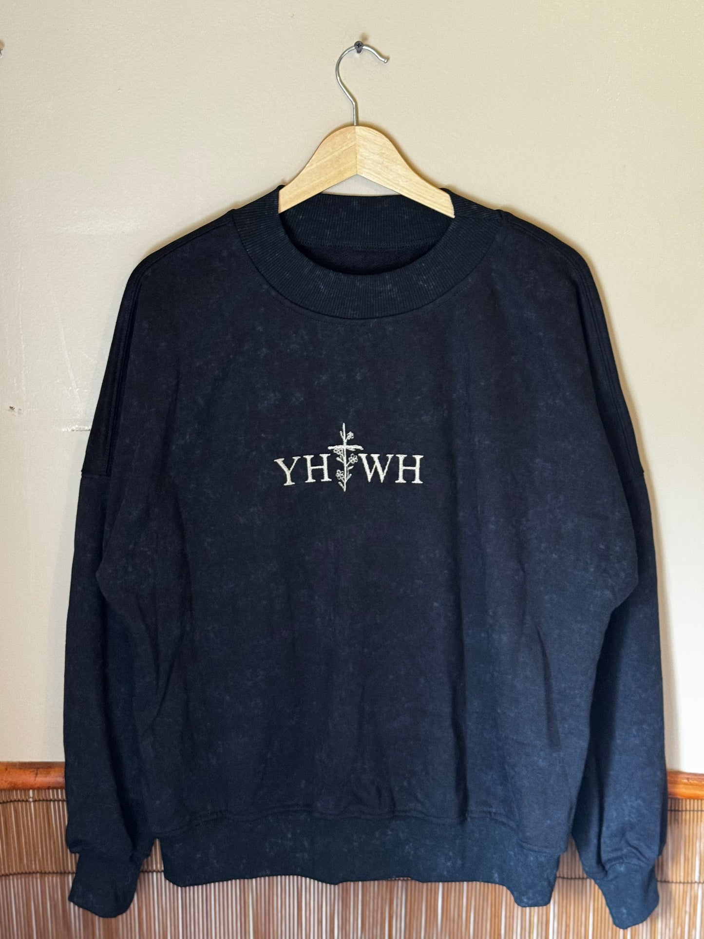 Everlasting Name Crewneck