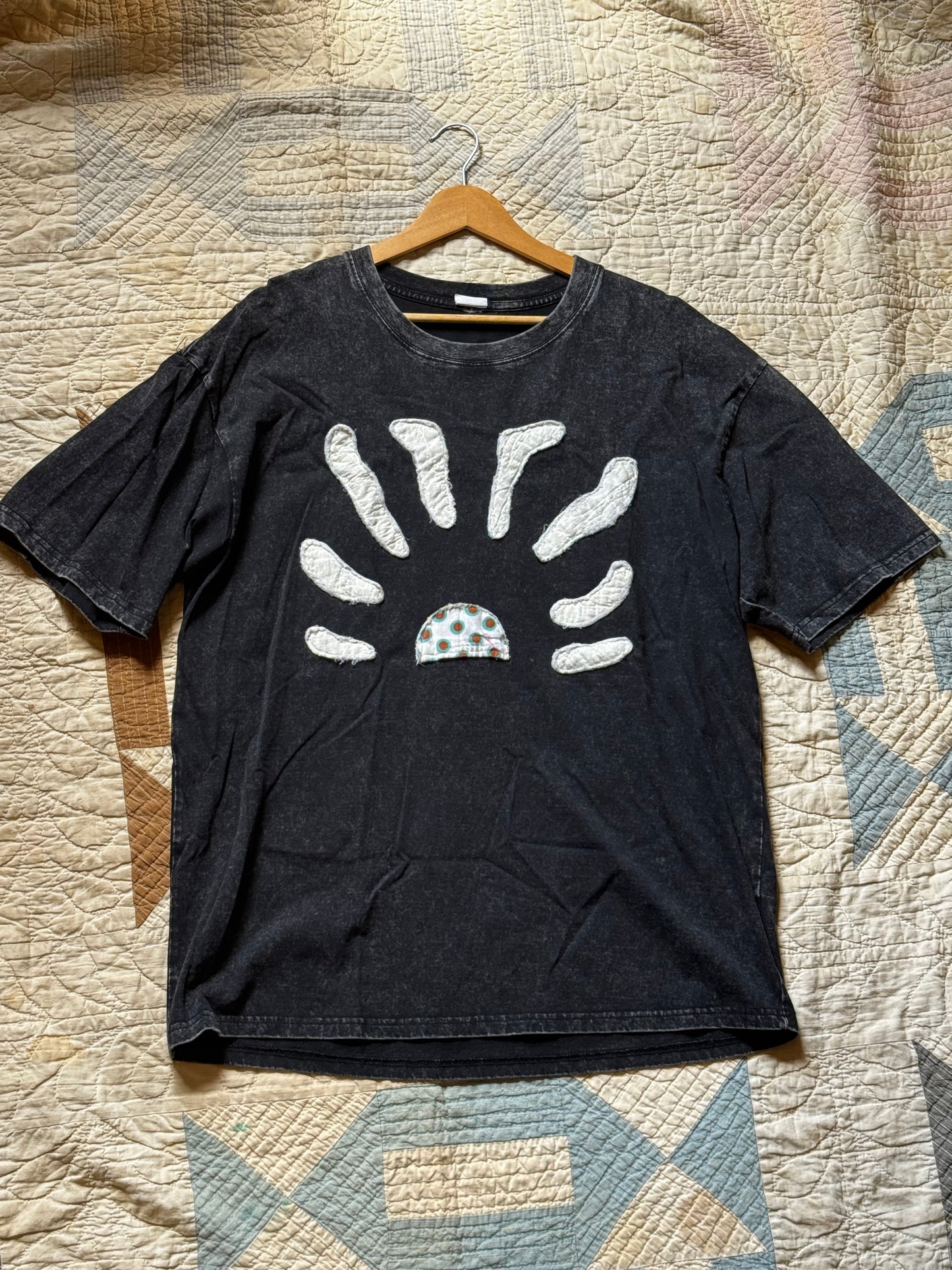 Black Quilted sun t-shirt L