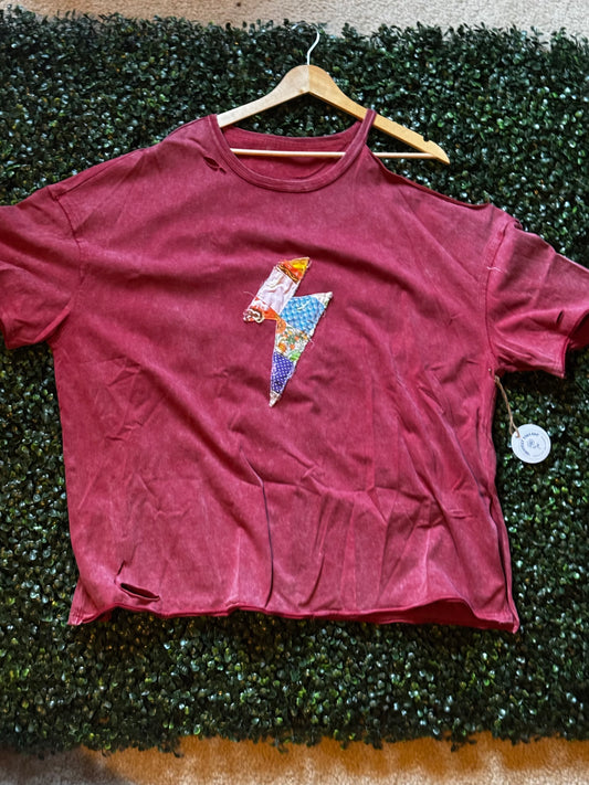 Clay Red Quilted lightning bolt distressed t-shirt XL