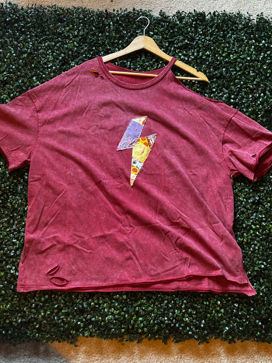Clay Red Quilted lightning bolt distressed t-shirt XL