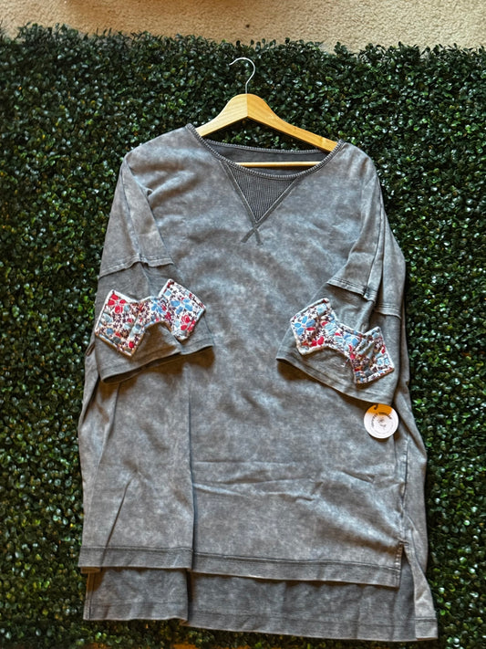 Philippine Gray Quilted bow sleeve t-shirt XL