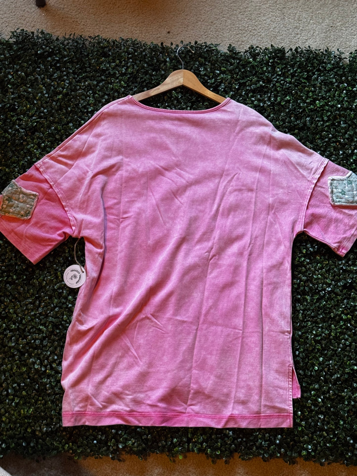 Strawberry Pink Quilted bow sleeve t-shirt L